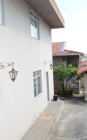 Casa à venda com 510m², 6 quartos e 6 vagasÁrea externa