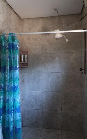 Casa à venda com 115m², 6 quartos e 2 vagasBanheiro Casa 4