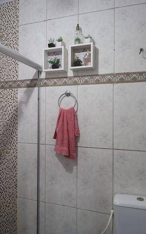 Casa à venda com 115m², 6 quartos e 2 vagasBanheiro Casa 1