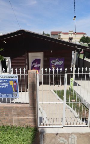 Casa à venda com 115m², 6 quartos e 2 vagasPlaca