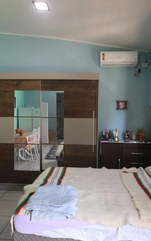 Casa à venda com 115m², 6 quartos e 2 vagasKitnet Casa 3