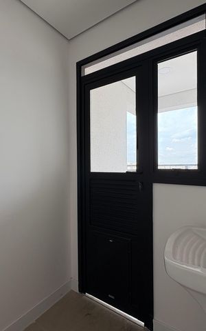 Apartamento à venda com 93m², 3 quartos e 2 vagas Apartamento à venda com 93m², 3 quartos e 2 vagasÁrea de Serviço