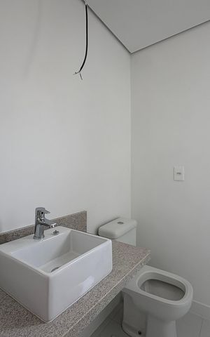 Apartamento à venda com 93m², 3 quartos e 2 vagas Apartamento à venda com 93m², 3 quartos e 2 vagasBanheiro da Suíte 1