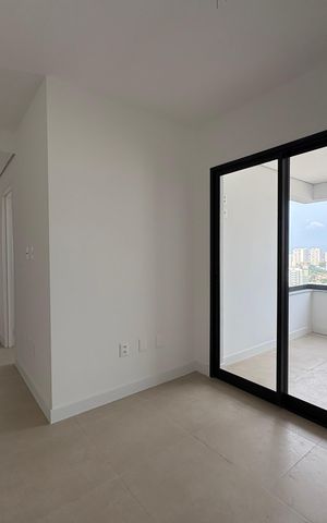 Apartamento à venda com 93m², 3 quartos e 2 vagas Apartamento à venda com 93m², 3 quartos e 2 vagasSala