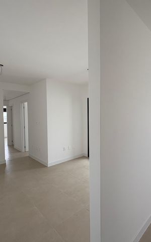 Apartamento à venda com 93m², 3 quartos e 2 vagas Apartamento à venda com 93m², 3 quartos e 2 vagasSala