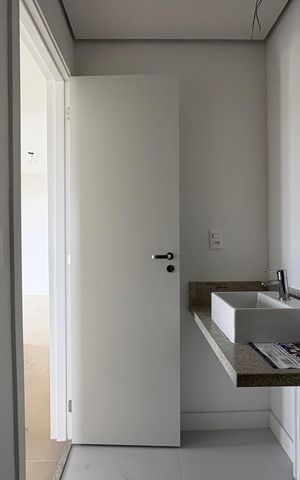 Apartamento à venda com 93m², 3 quartos e 2 vagas Apartamento à venda com 93m², 3 quartos e 2 vagasBanheiro