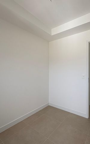 Apartamento à venda com 93m², 3 quartos e 2 vagas Apartamento à venda com 93m², 3 quartos e 2 vagasQuarto 1