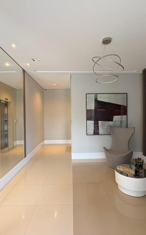 Apartamento à venda com 93m², 3 quartos e 2 vagas Apartamento à venda com 93m², 3 quartos e 2 vagasHall social