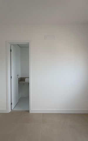 Apartamento à venda com 93m², 3 quartos e 2 vagas Apartamento à venda com 93m², 3 quartos e 2 vagasSuite 2