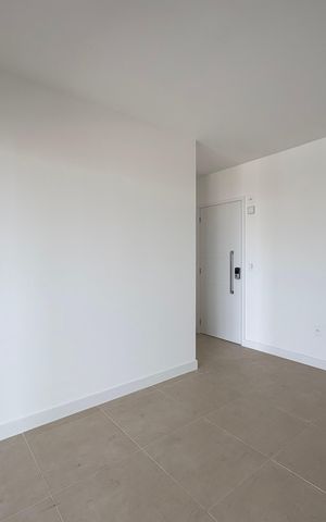 Apartamento à venda com 93m², 3 quartos e 2 vagas Apartamento à venda com 93m², 3 quartos e 2 vagasSala