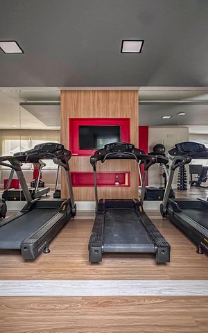 Apartamento à venda com 93m², 3 quartos e 2 vagas Apartamento à venda com 93m², 3 quartos e 2 vagasÁrea comum - Academia