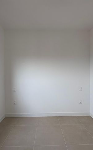 Apartamento à venda com 93m², 3 quartos e 2 vagas Apartamento à venda com 93m², 3 quartos e 2 vagasSuite 1