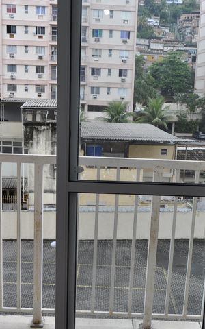 Apartamento à venda com 48m², 2 quartos e 1 vagaSala
