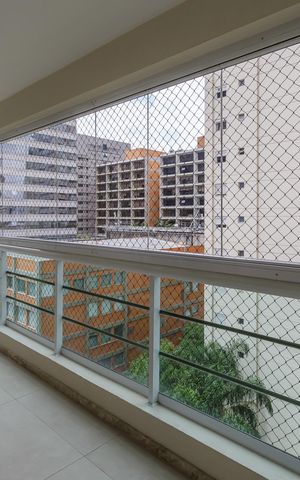 Apartamento para alugar com 111m², 3 quartos e 2 vagas Apartamento para alugar com 111m², 3 quartos e 2 vagasVaranda