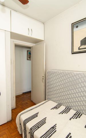 Apartamento para alugar com 220m², 4 quartos e 1 vaga Apartamento para alugar com 220m², 4 quartos e 1 vagaQuarto