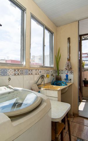 Apartamento para alugar com 220m², 4 quartos e 1 vaga Apartamento para alugar com 220m², 4 quartos e 1 vagaÁrea de Serviço