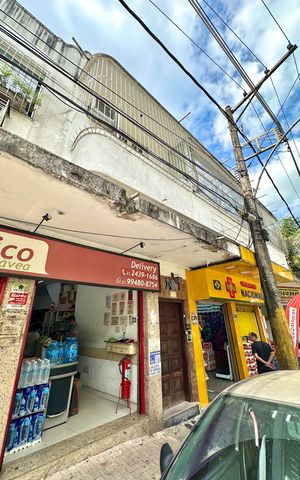 Apartamento à venda com 120m², 2 quartos e sem vaga Apartamento à venda com 120m², 2 quartos e sem vagaFachada