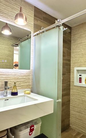 Apartamento à venda com 120m², 2 quartos e sem vaga Apartamento à venda com 120m², 2 quartos e sem vagaBanheiro