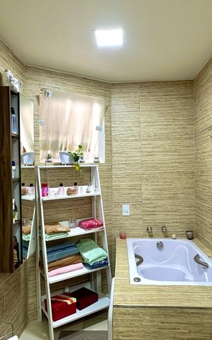 Apartamento à venda com 120m², 2 quartos e sem vaga Apartamento à venda com 120m², 2 quartos e sem vagaBanheiro