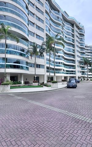 Apartamento à venda com 79m², 1 quarto e 1 vaga Apartamento à venda com 79m², 1 quarto e 1 vagaFachada