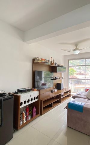 Apartamento à venda com 114m², 3 quartos e 2 vagas Apartamento à venda com 114m², 3 quartos e 2 vagasSala