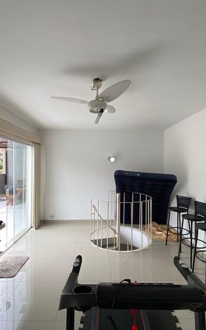 Apartamento à venda com 114m², 3 quartos e 2 vagas Apartamento à venda com 114m², 3 quartos e 2 vagasHall