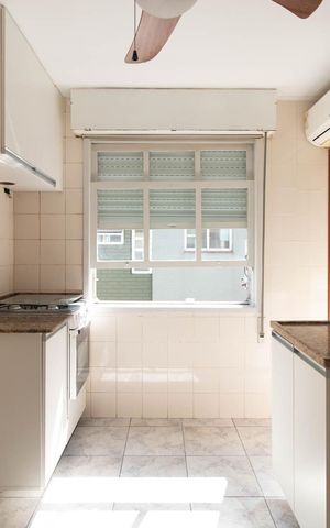 Apartamento à venda com 93m², 4 quartos e sem vagaCozinha