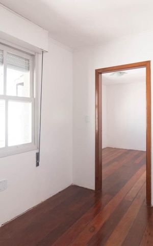 Apartamento à venda com 93m², 4 quartos e sem vagaCorredor