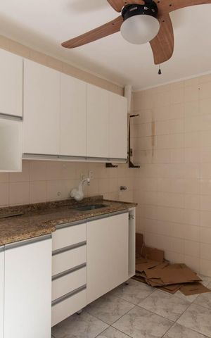 Apartamento à venda com 93m², 4 quartos e sem vagaCozinha