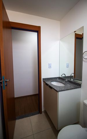 Apartamento para alugar com 57m², 2 quartos e 1 vaga Apartamento para alugar com 57m², 2 quartos e 1 vagaBanheiro da Suíte