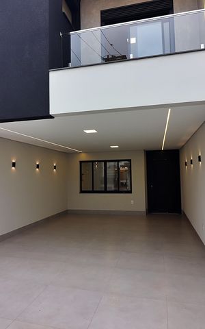 Casa à venda com 200m², 3 quartos e 4 vagasGaragem