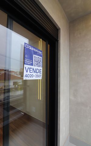 Casa à venda com 200m², 3 quartos e 4 vagasPlaca