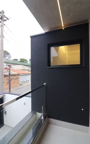 Casa à venda com 200m², 3 quartos e 4 vagasSuíte 1 Sacada