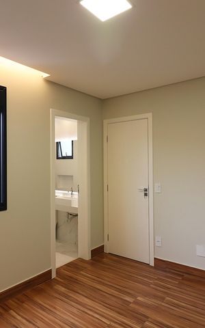 Casa à venda com 200m², 3 quartos e 4 vagasSuíte 2