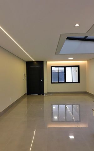 Casa à venda com 200m², 3 quartos e 4 vagasSala/Cozinha