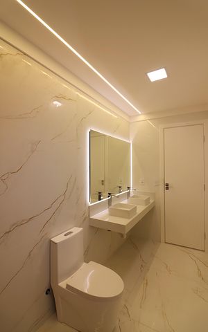 Casa à venda com 200m², 3 quartos e 4 vagasSuíte 1 Banheiro