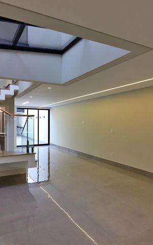 Casa à venda com 200m², 3 quartos e 4 vagasSala/Cozinha