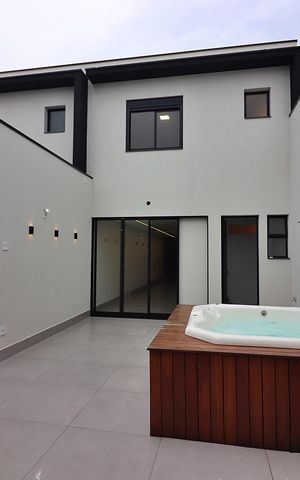 Casa à venda com 200m², 3 quartos e 4 vagasSpa e Espaço Gourmet