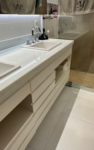 Casa de condomínio para alugar com 360m², 5 quartos e 3 vagas Casa de condomínio para alugar com 360m², 5 quartos e 3 vagasBanheiro da Suíte 3