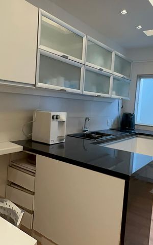 Casa de condomínio para alugar com 360m², 5 quartos e 3 vagas Casa de condomínio para alugar com 360m², 5 quartos e 3 vagasCozinha