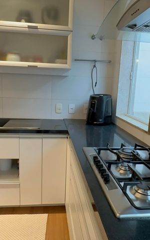 Casa de condomínio para alugar com 360m², 5 quartos e 3 vagas Casa de condomínio para alugar com 360m², 5 quartos e 3 vagasCozinha