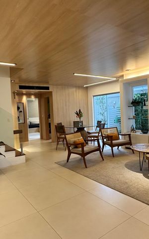 Casa de condomínio para alugar com 360m², 5 quartos e 3 vagas Casa de condomínio para alugar com 360m², 5 quartos e 3 vagasSala