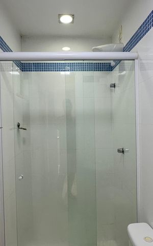 Casa de condomínio para alugar com 360m², 5 quartos e 3 vagas Casa de condomínio para alugar com 360m², 5 quartos e 3 vagasBanheiro de Serviço