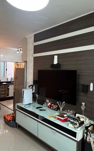 Casa à venda com 202m², 4 quartos e 6 vagasSala-Casa 1