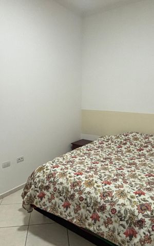 Casa à venda com 202m², 4 quartos e 6 vagasCasa 2 - Quarto
