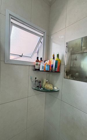 Casa à venda com 202m², 4 quartos e 6 vagasCasa 1 - Suite Banheiro