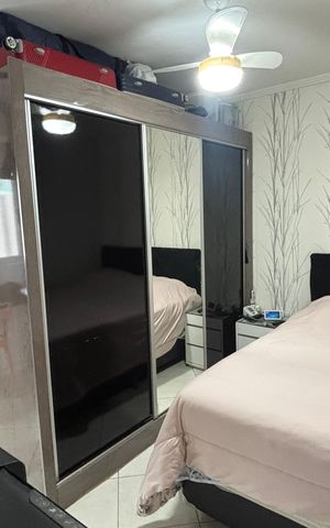 Casa à venda com 202m², 4 quartos e 6 vagasCasa 1 - Suite