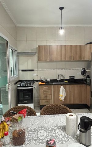 Casa à venda com 202m², 4 quartos e 6 vagasCasa 2 - Sala - Jantar - Cozinha