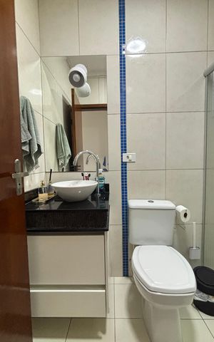 Casa à venda com 202m², 4 quartos e 6 vagasCasa 1 - Banheiro