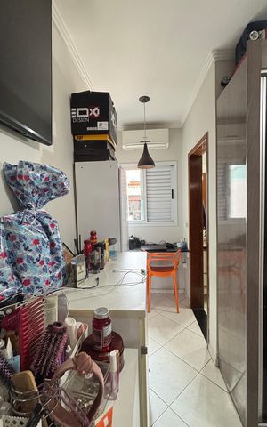 Casa à venda com 202m², 4 quartos e 6 vagasCasa 1 - Suite